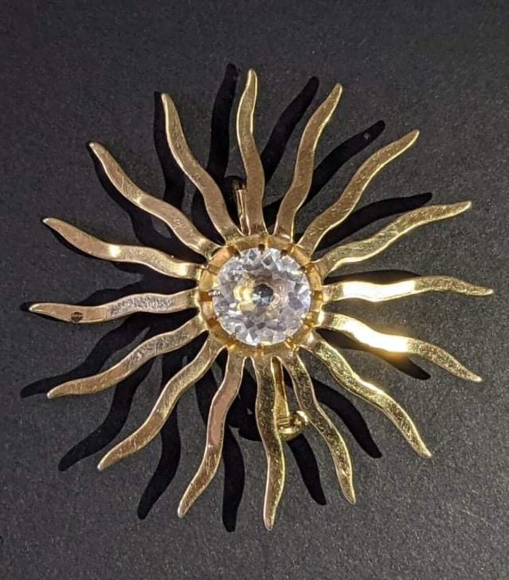 Sarah Coventry Goldtone Sun Rhinestone Center Brooch Mid Century Modern